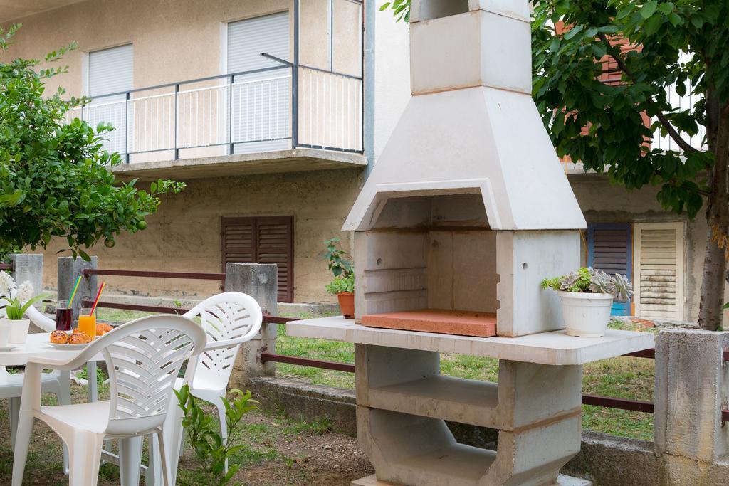 Apartment Marko Kaštela Exterior foto